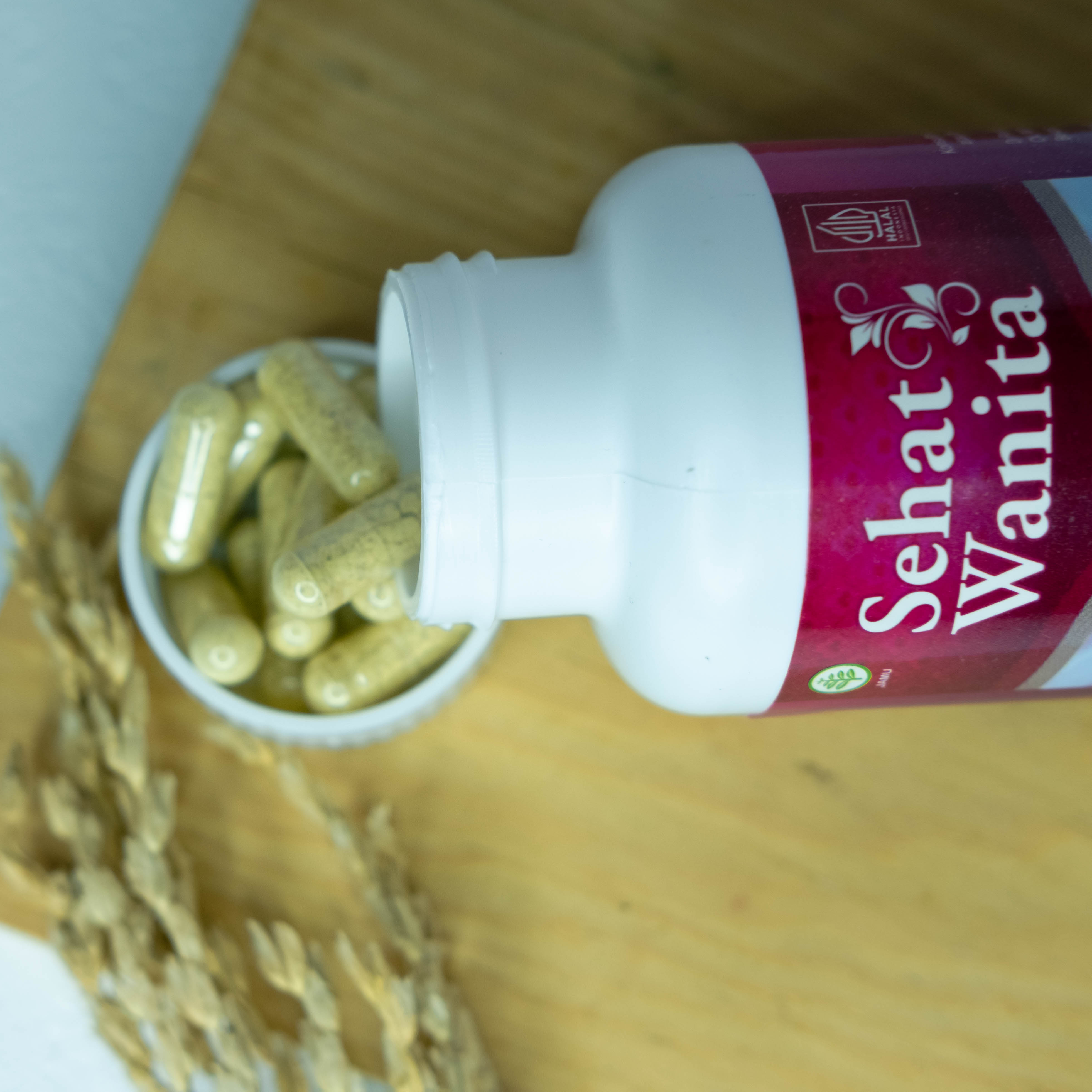Sehat Wanita Herbal Untuk Haid Tidak Lancar Datang Bulan Tidak Teratur Haid Sedikit Sedikit Siklus Haid Berantakan Keluar Flek Sindrom PCOS Hormon Tidak Stabil Kista Miom Gejala Kanker Rahim - Suplemen Kewanitaan Original BPOM Halal Mui 4